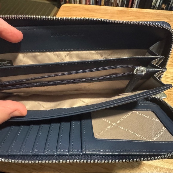 EUC - Michael Kors Black Quilted navy Clutch Wristlet